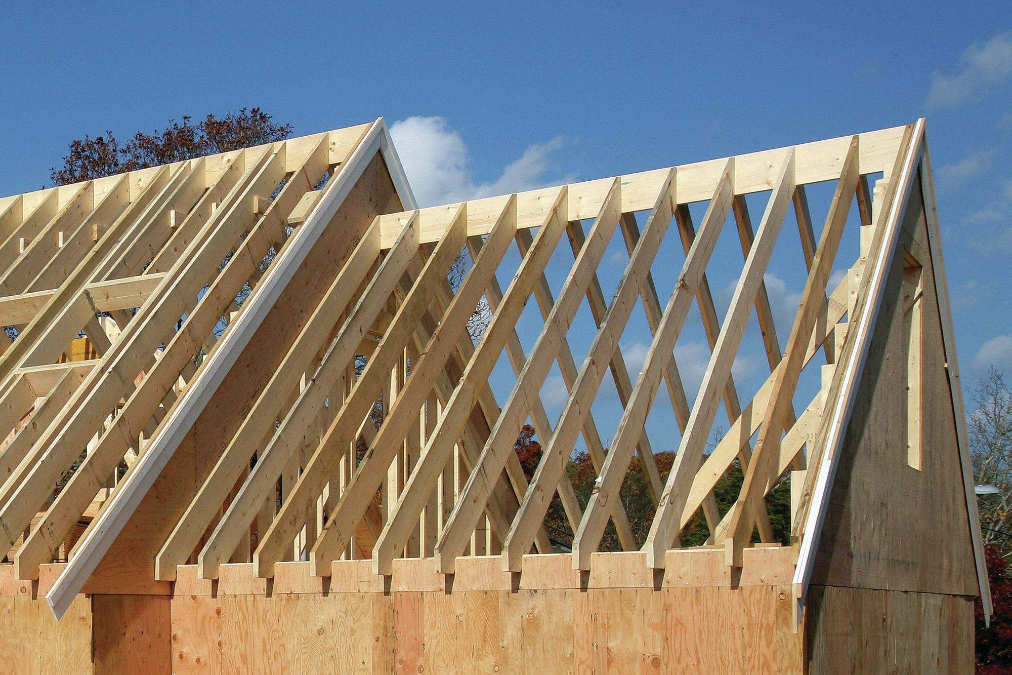 дървен материал за покриви